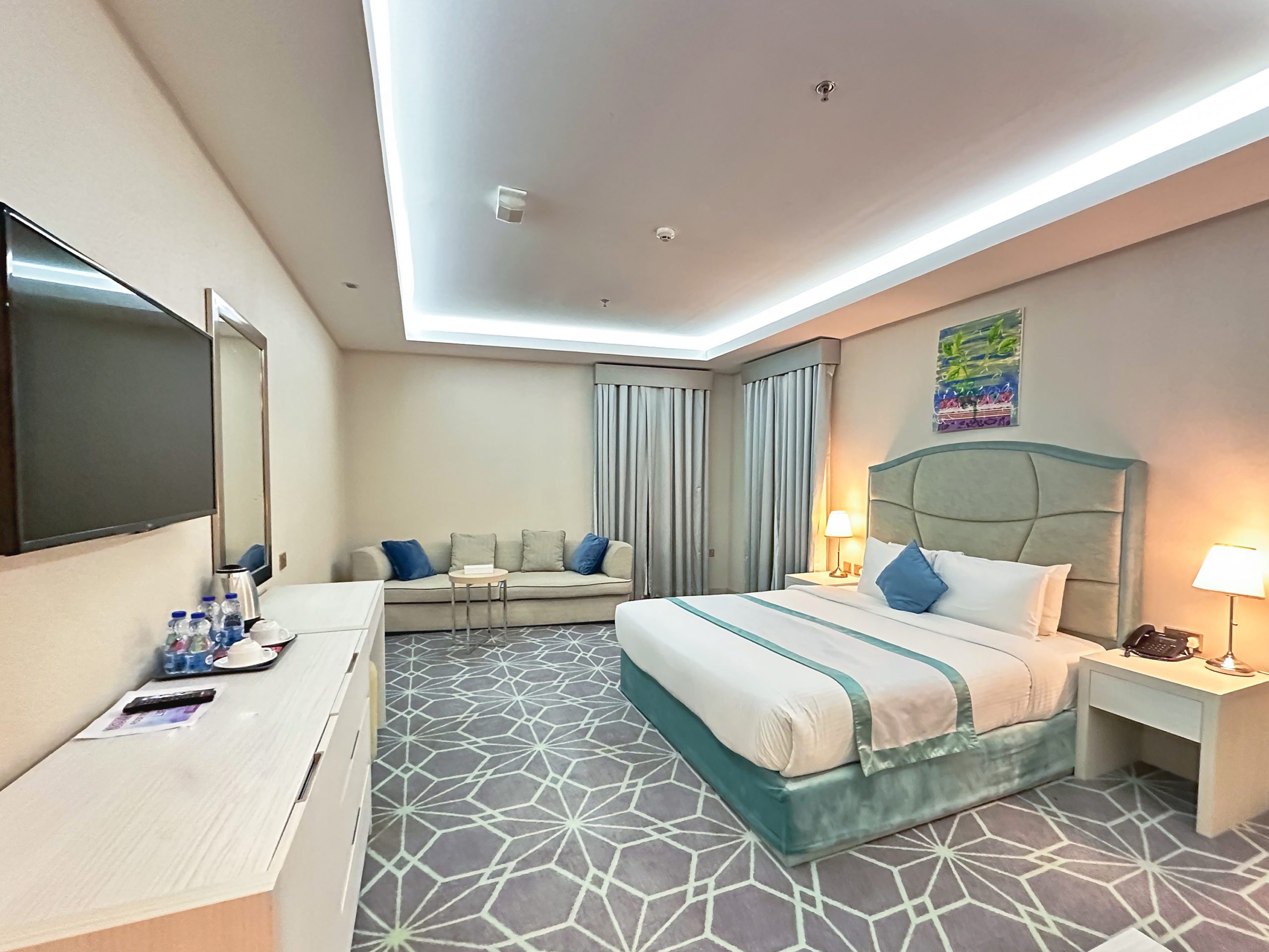 Victory_Hotel_Suite_Room_Primary